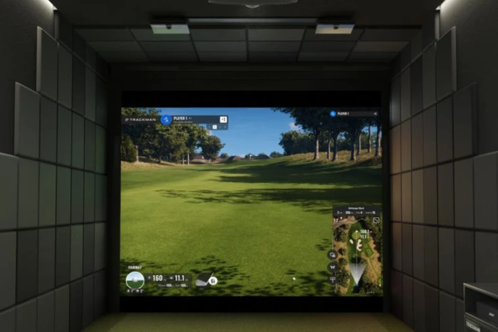 Phòng Golf 3D tại khách sạn HIIVE Bình Dương, VSIP 2