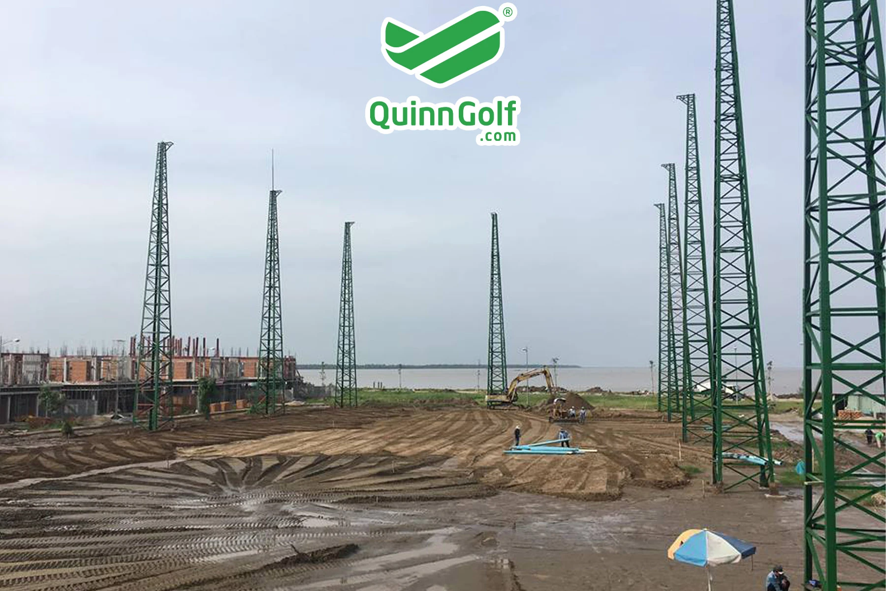 Construction of poles and netting for golf driving ranges